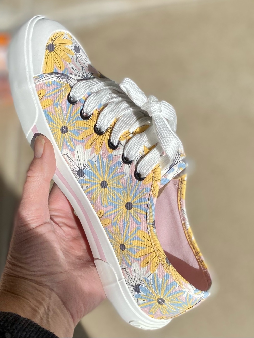 NEW ROCKET DOG Sneaker Jumpin Beverly Women Size 10M Pink Yellow Floral - Picture 4 of 11